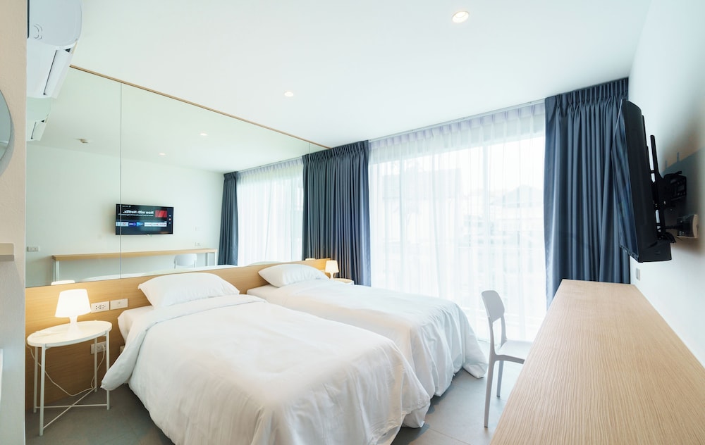 Twin Room - Photo 1