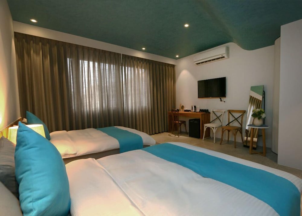 Standard Quadruple Room (307) photo 2