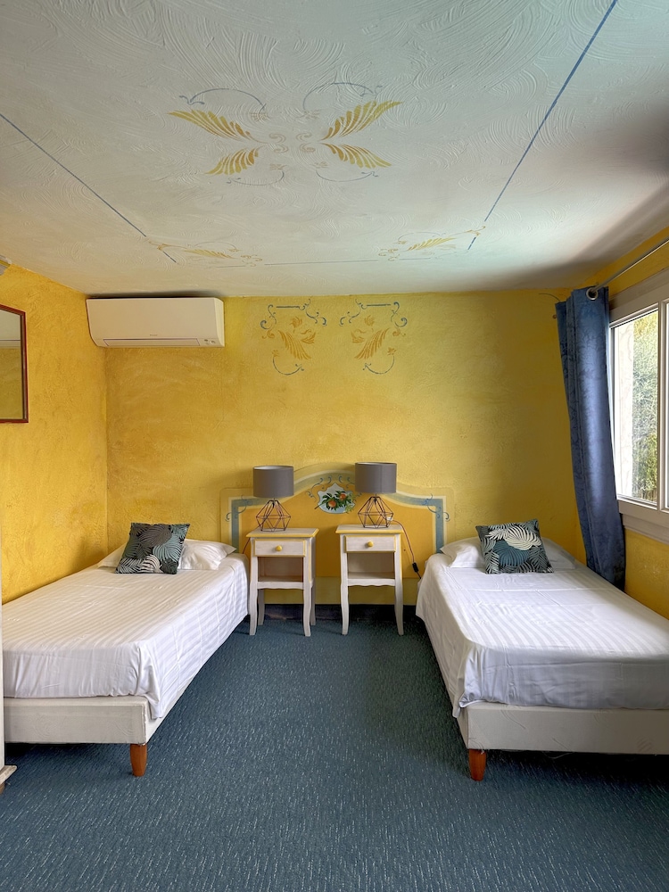 Suite, 2 Bedrooms, Connecting Rooms (Cottage) photo 2
