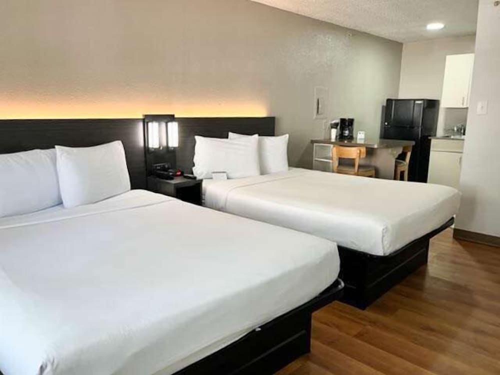 Studio 6 Extended Stay - Austin, TX - Midtown, Photo 4