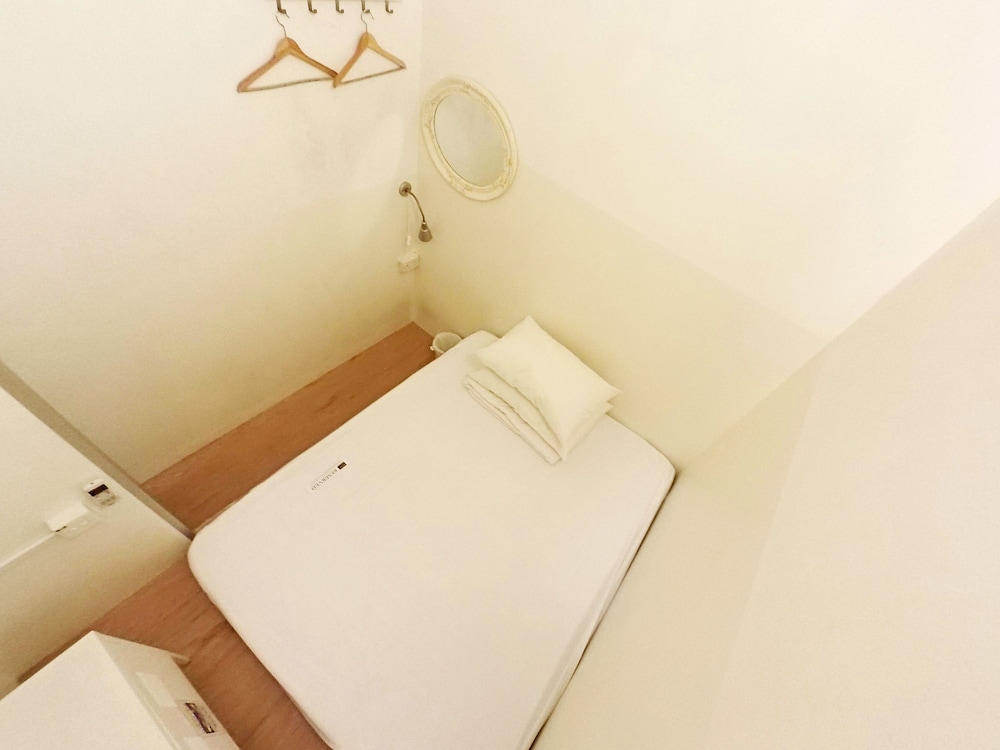 Double Room With Shared Toilet photo 1