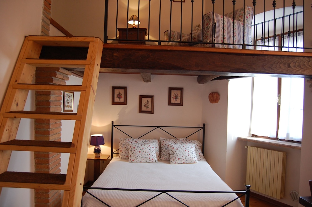 Standard Room, 1 Double Bed photo 3
