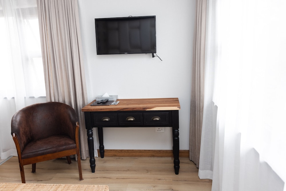 Standard Double Room photo 2