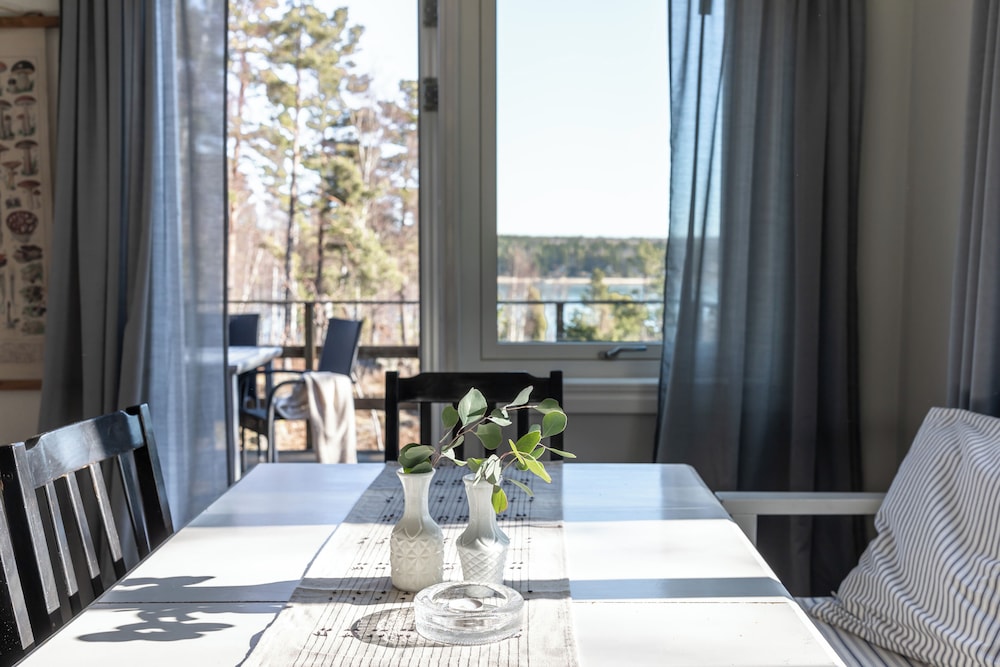 Standard Cabin, 2 Bedrooms, Partial Sea View, Oceanfront photo 1