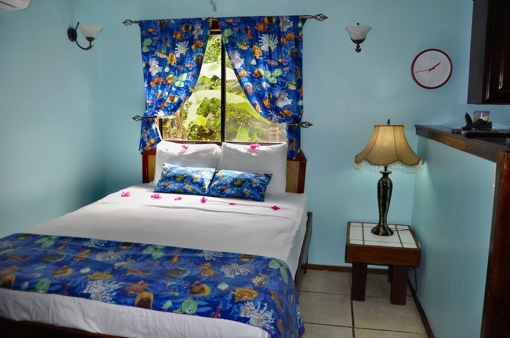 Superior Bungalow, 2 Queen Beds