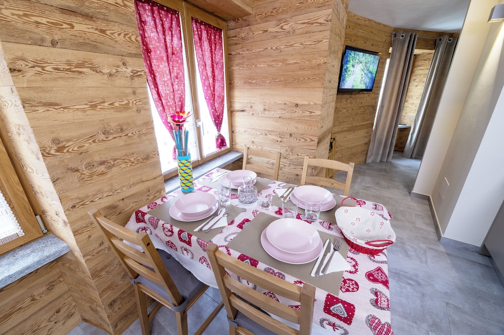 Comfort Apartment, 1 Queen Bed, Non Smoking, Kitchen (Petit Nid)