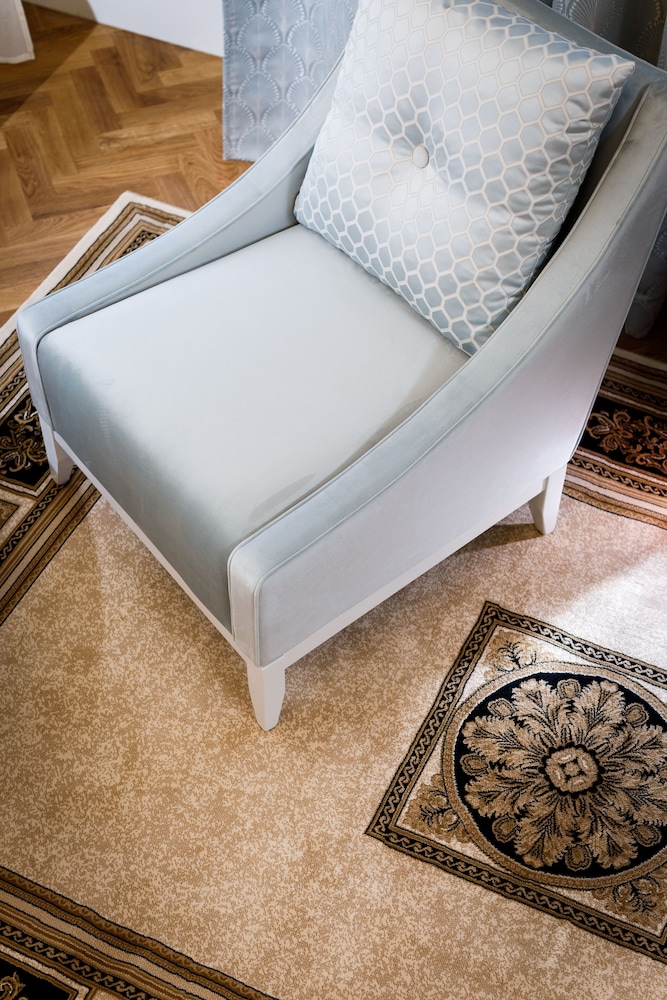 Deluxe Studio Suite photo 3