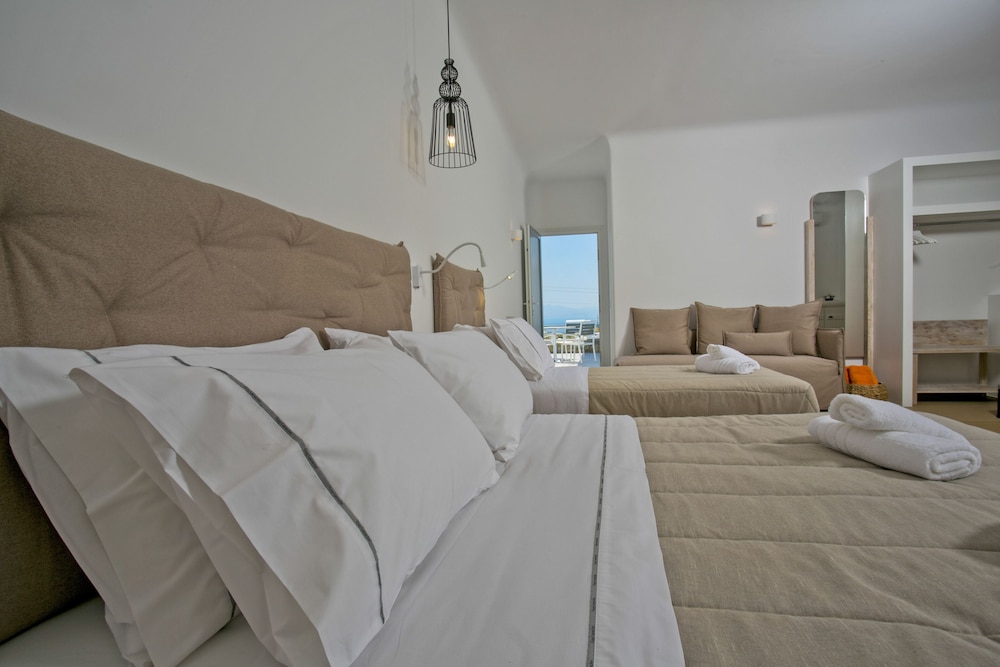 Deluxe Triple Room - Photo 4