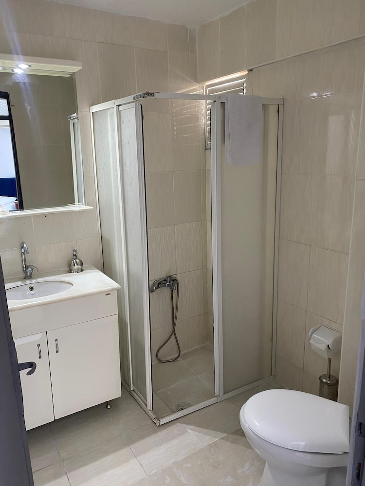 Standard Triple Room - Photo 4