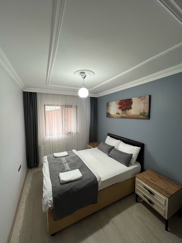Family Apartment photo 2