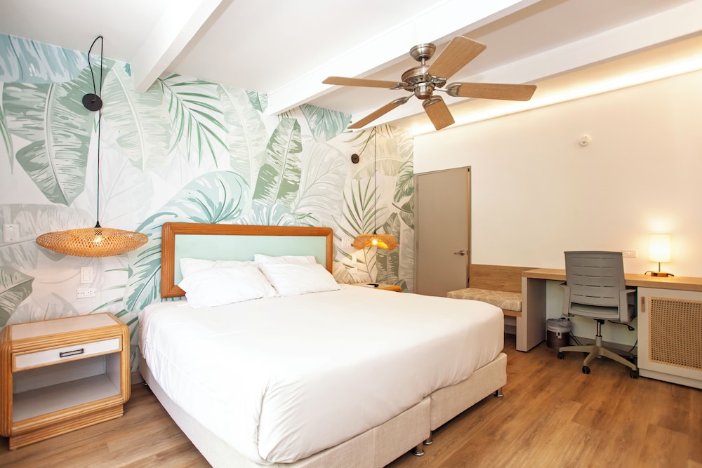 Executive Suite, 2 Bedrooms, Private Bathroom photo 1