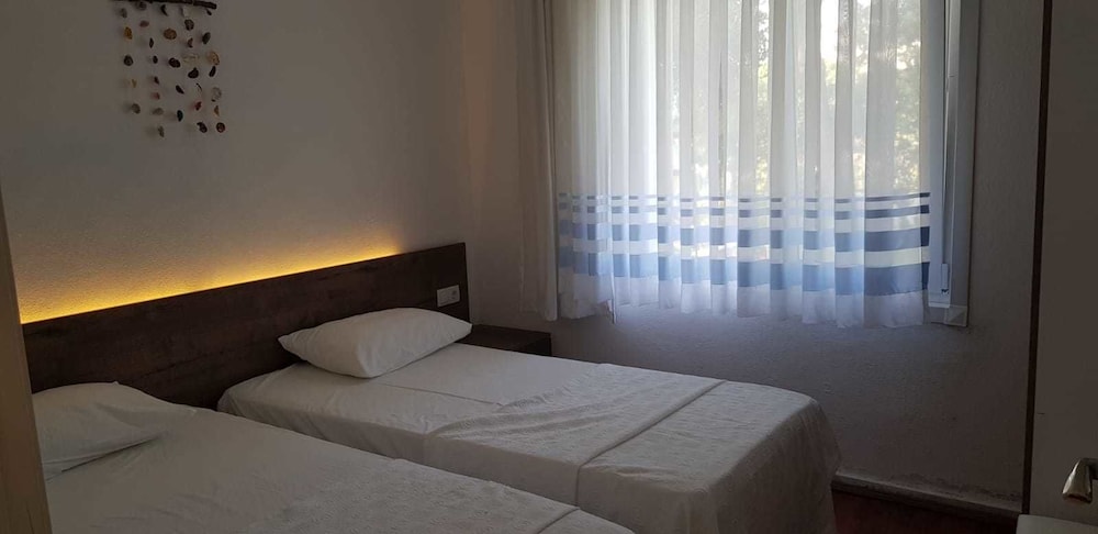 Standard Twin Room, Garden View photo 1