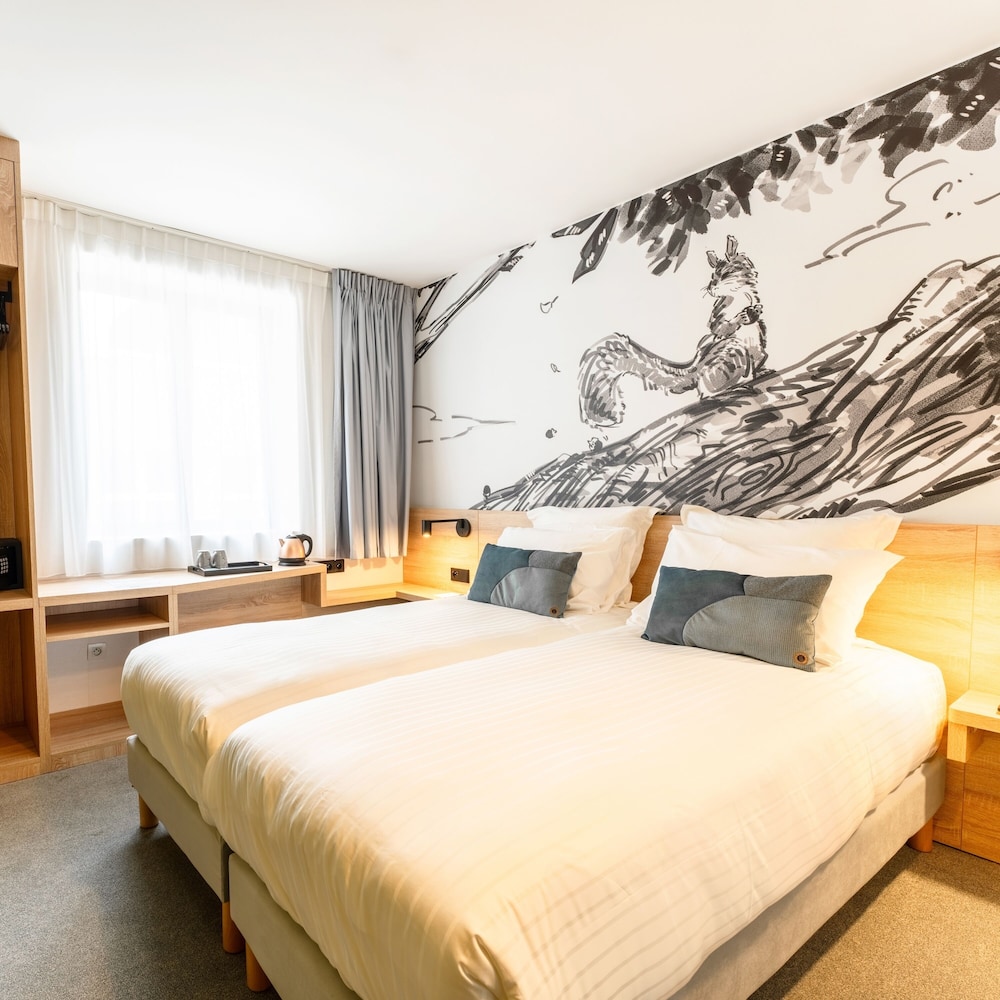 Superior Room, 1 Queen Bed photo 3