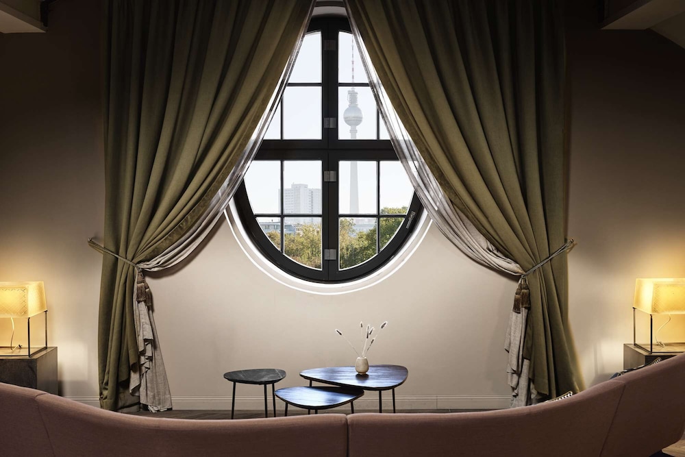 Room, City View (Graham’s Residence) Room, City View (Graham’s Residence)