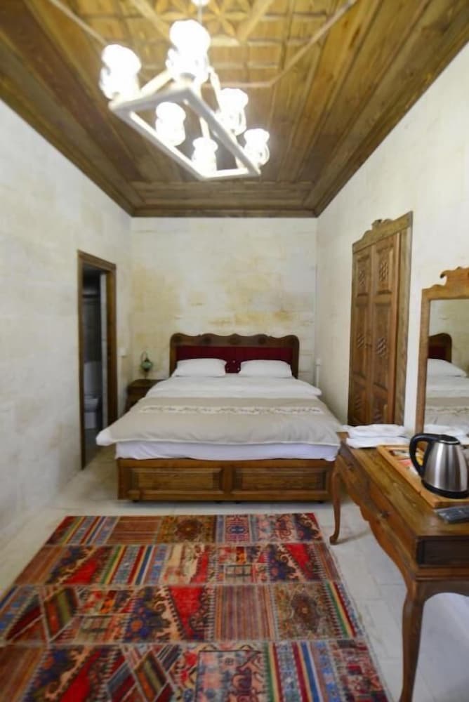 Traditional Quadruple Room photo 1