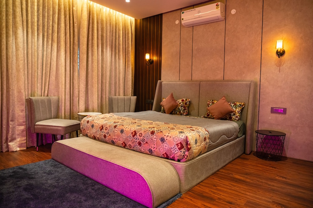 Basic Double Room