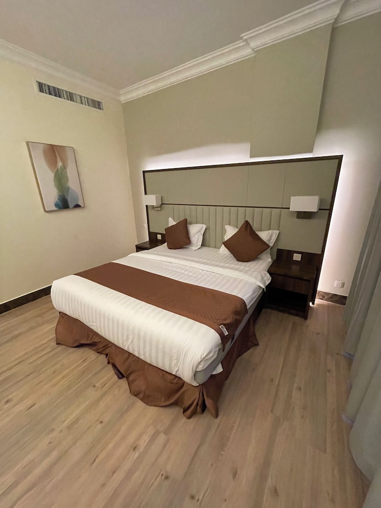 One Bedroom Apartment with Jacuzzi