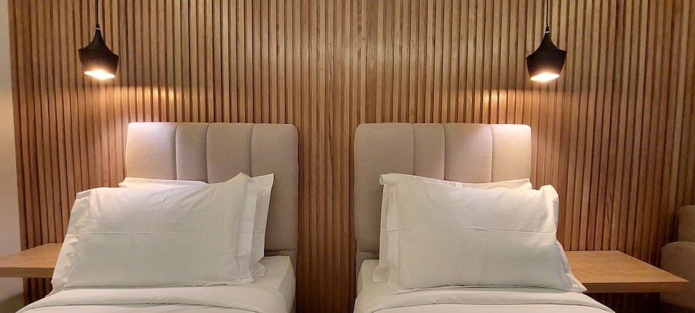 Standard Twin Room - Photo 5