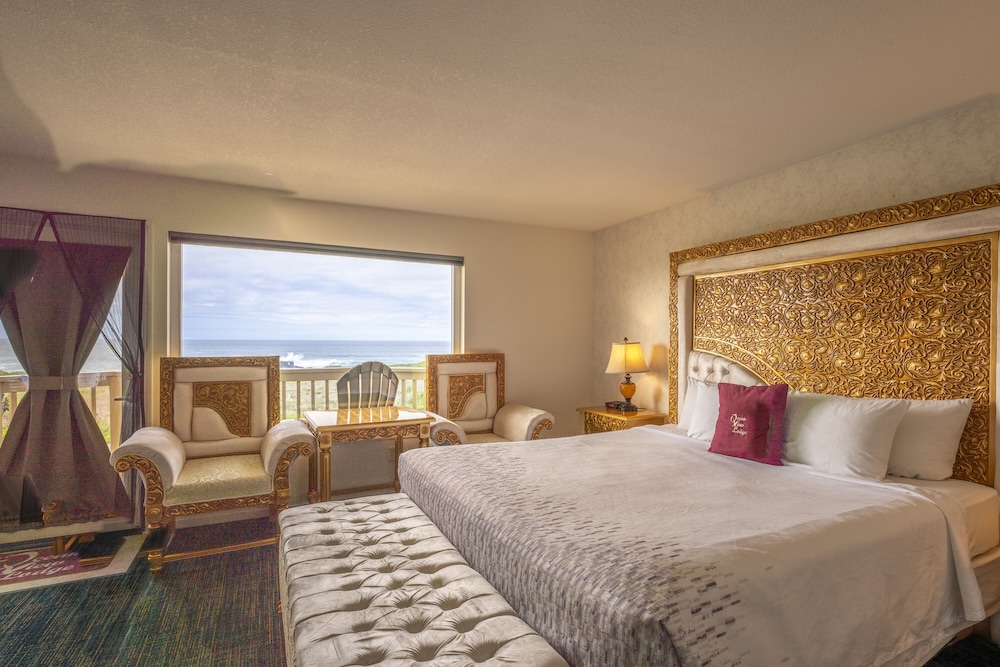 Standard Room, 1 King Bed, Ocean View, Ground Floor