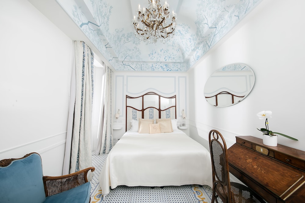 Deluxe Double or Twin Room, Jetted Tub, Sea View - Photo 3