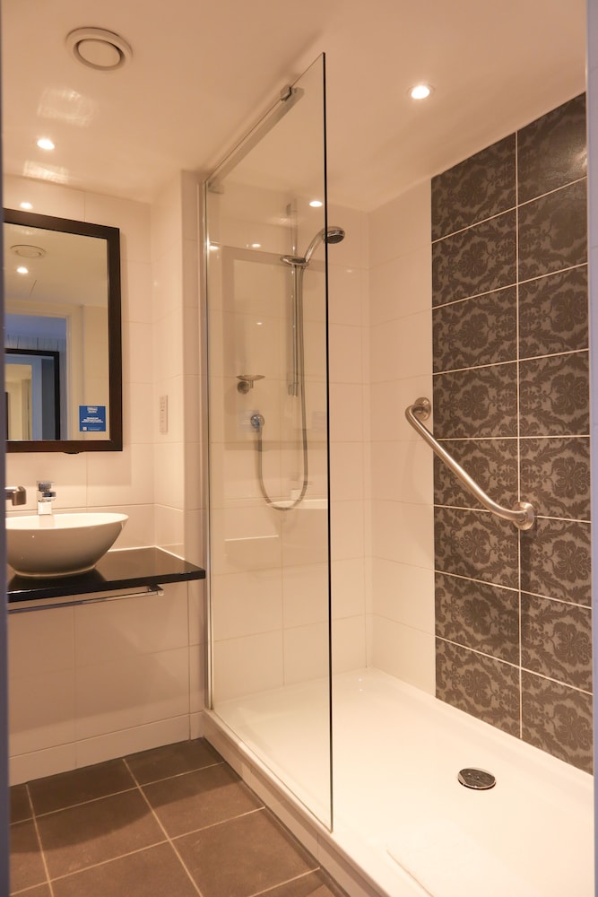 Twin Room - Photo 14