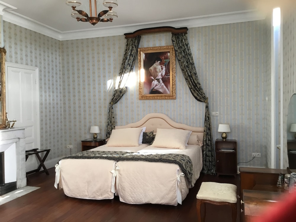Deluxe Suite, Private Bathroom, Garden View (2) photo 1