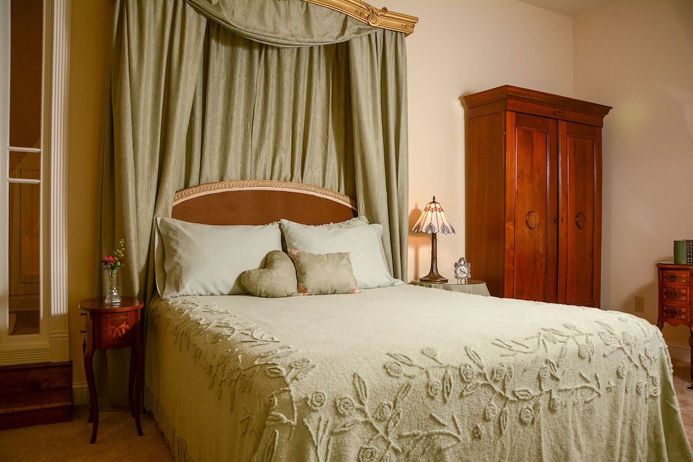 Rapunzel Suite photo 1