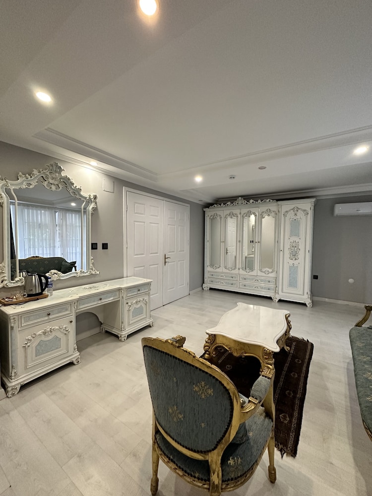 Luxury Double Room photo 1