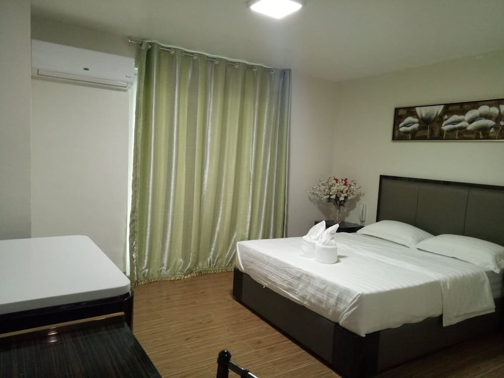 Executive Room photo 2