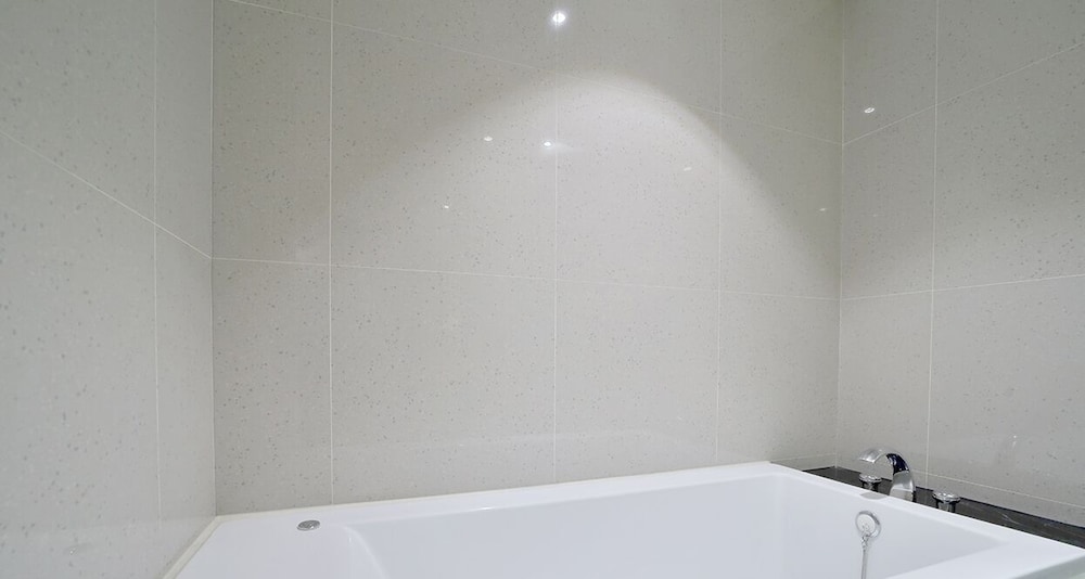Studio Suite photo 3
