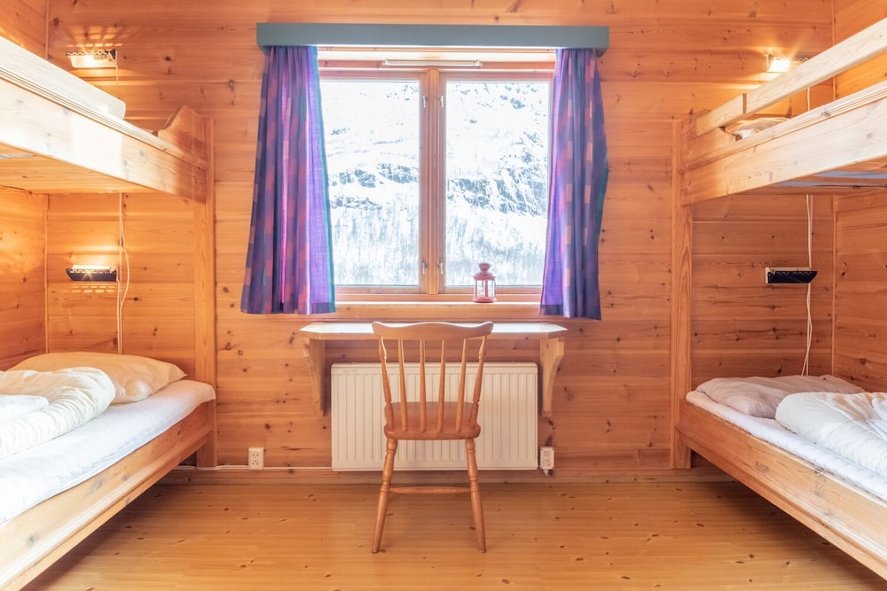 Basic Quadruple Room photo 1