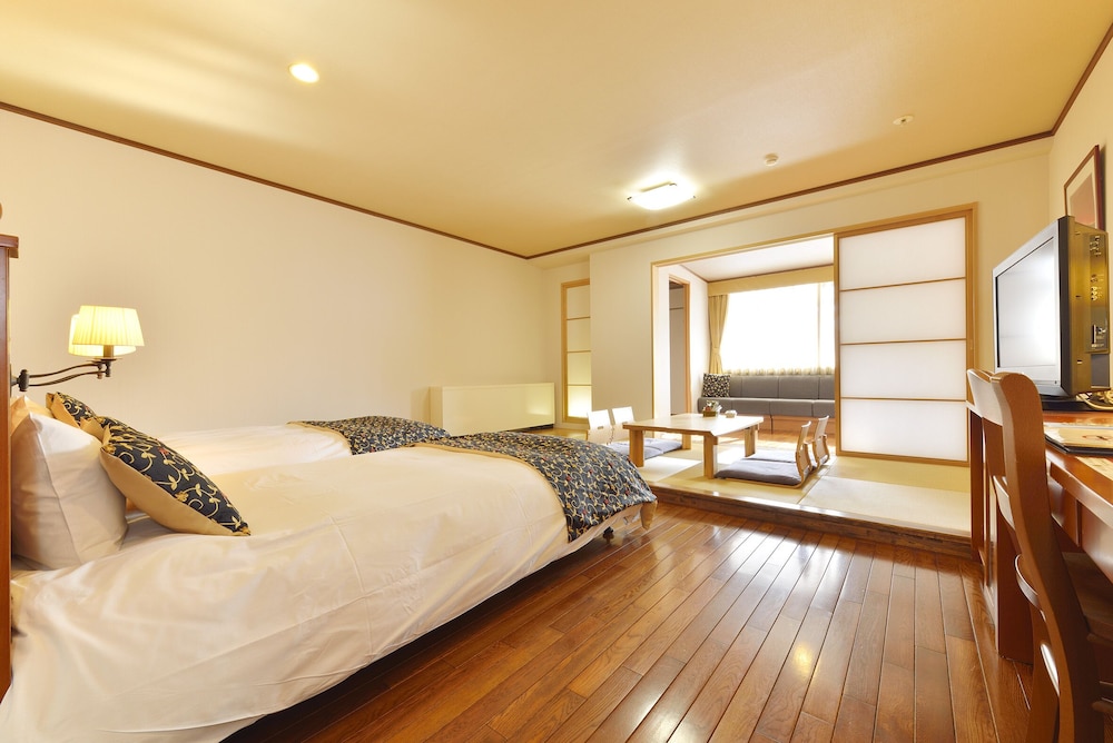 Executive Room (Japanese Western Style) photo 3