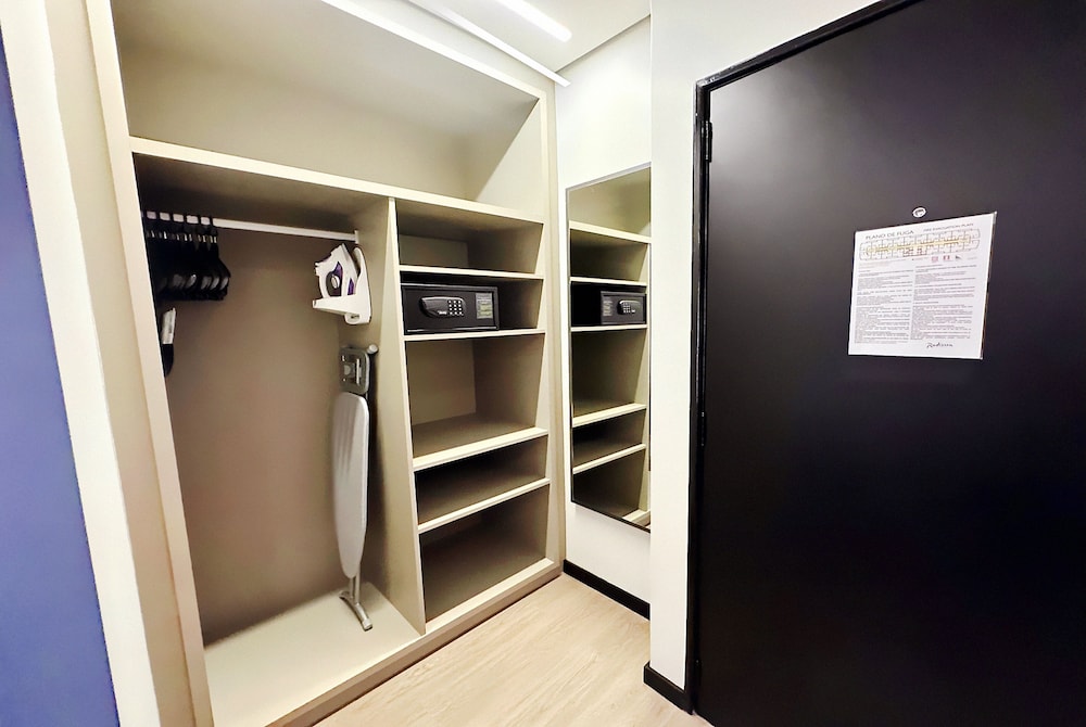 Premier Room, 2 Twin Beds, Non Smoking, Bathtub