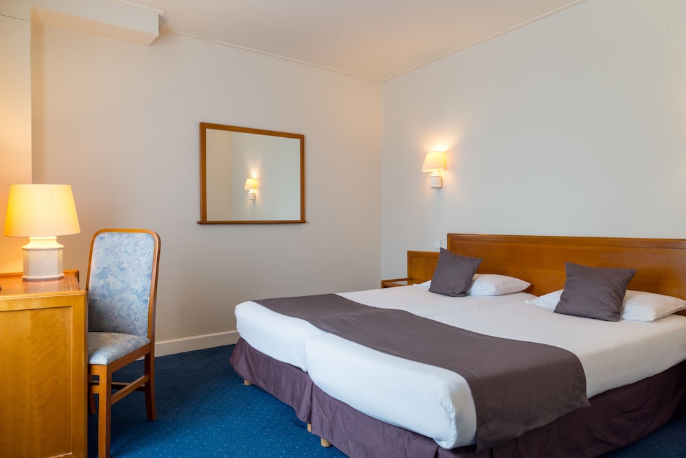 Double Room, City View
