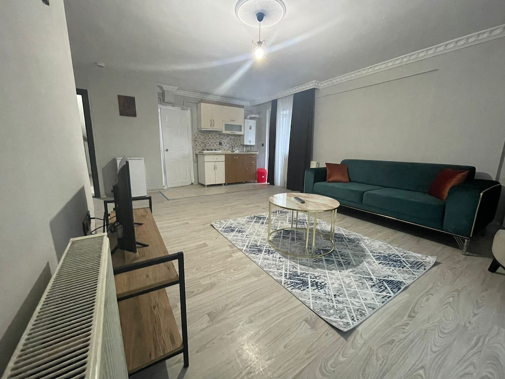 Deluxe Penthouse photo 1