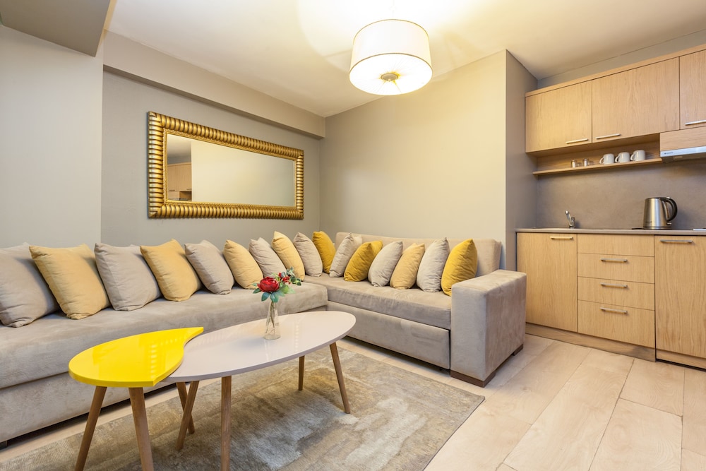 Elite Suite photo 1