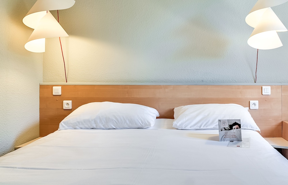 Standard Room, 1 Double Bed - Photo 7