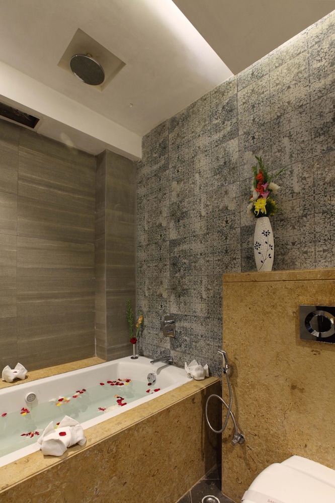 Premium Suite, 1 Bedroom photo 2