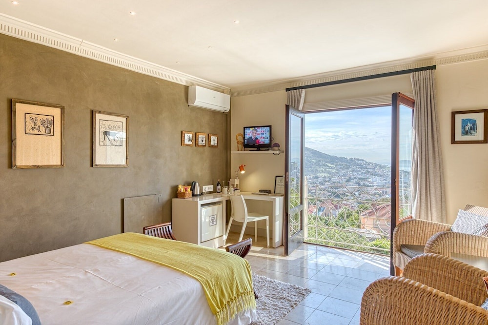 Luxury Room, 1 Queen Bed