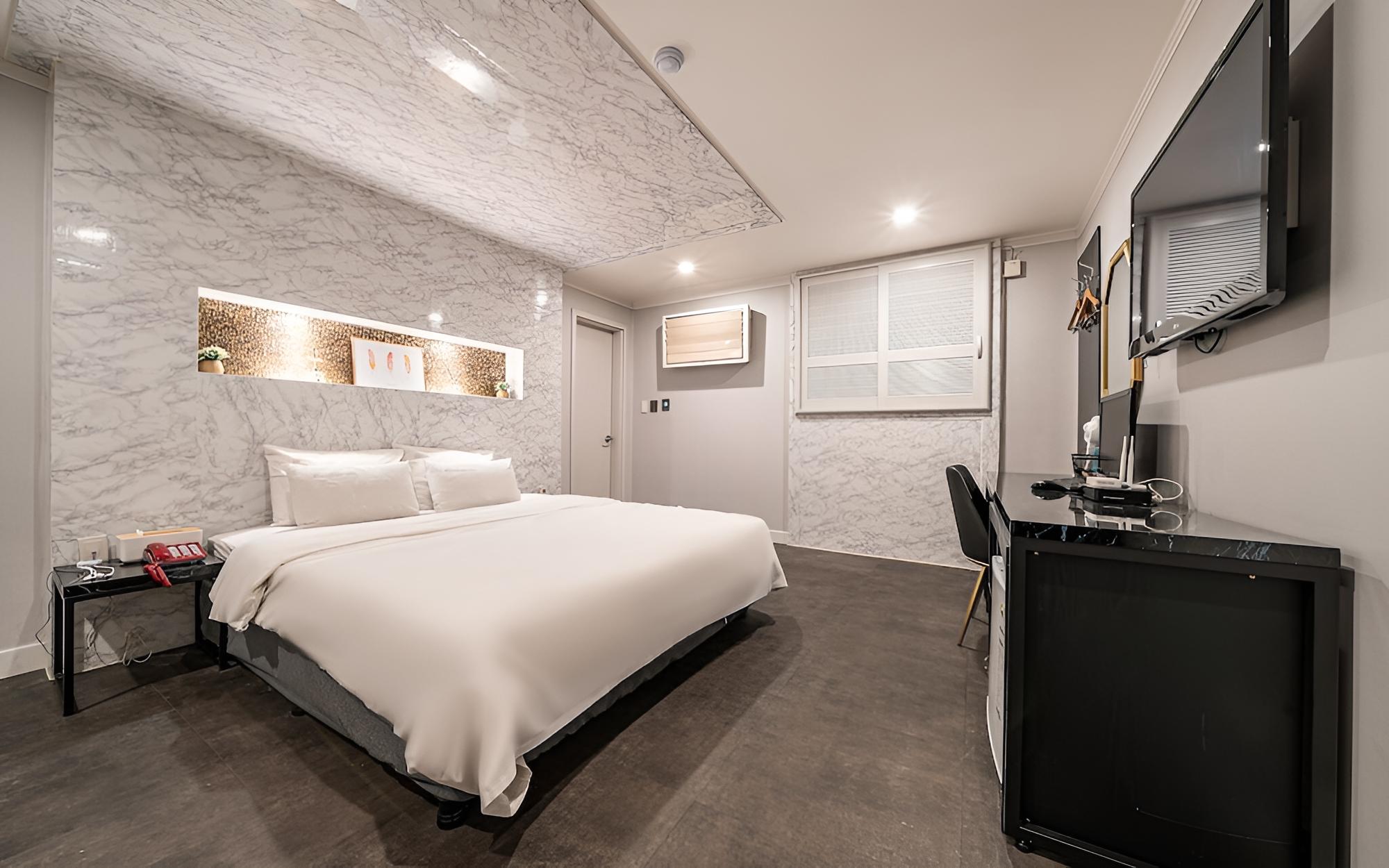 Room (Deluxe (20190723 GRAND OPEN))
