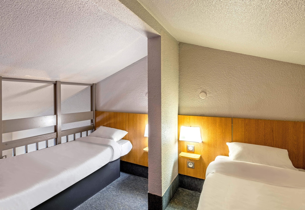Quadruple Room, Non Smoking photo 3