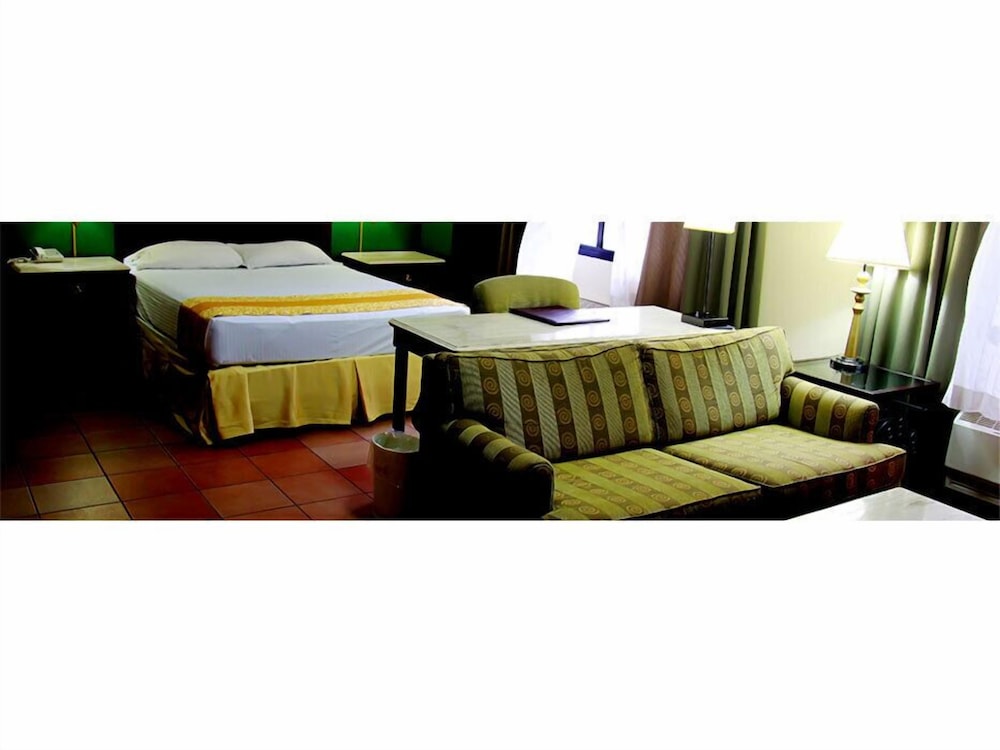 Standard Suite photo 3