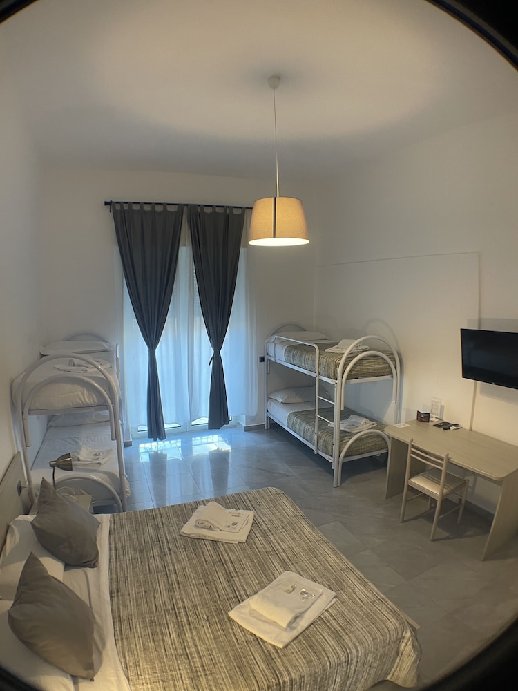 Comfort Room photo 1