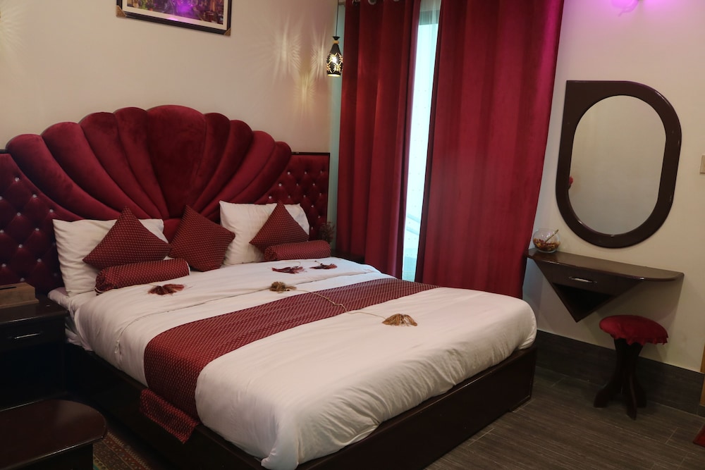 Deluxe Double Room photo 2