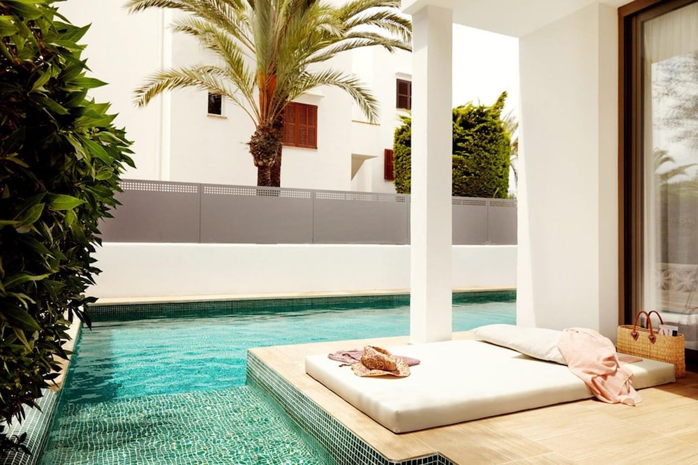 Double Room, Terrace (White Swim-Up)