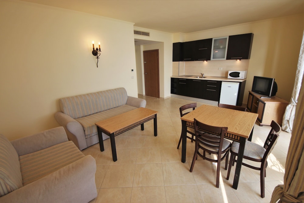 Superior Apartment photo 1