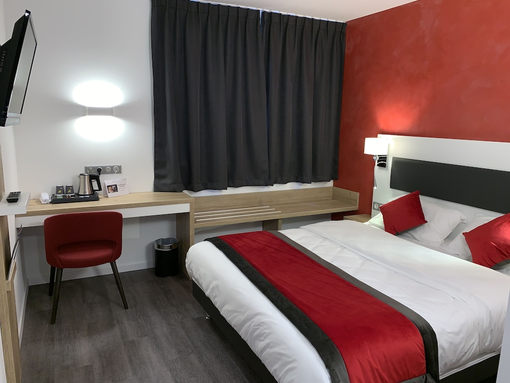 Standard Double Room - Photo 1