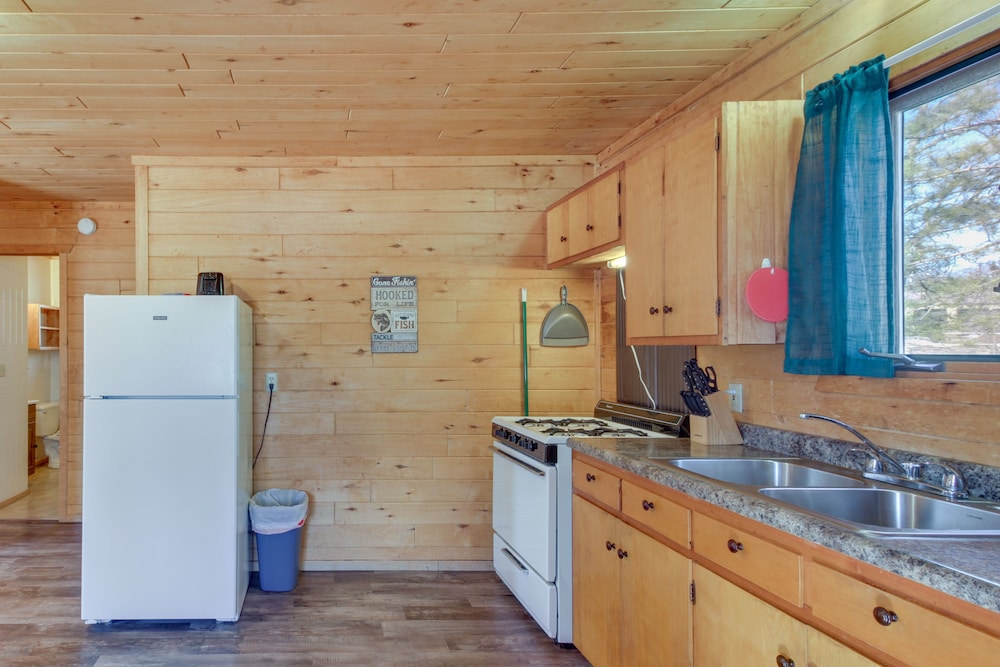 House (2 Bedrooms) photo 2