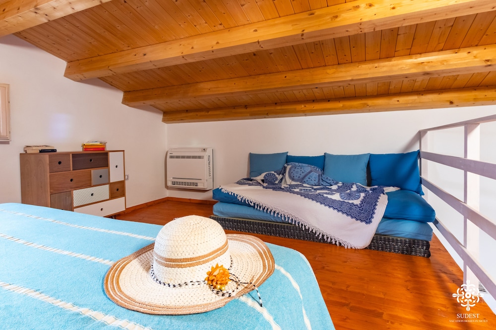 Deluxe Villa, 2 Bedrooms, Sea View, Oceanfront