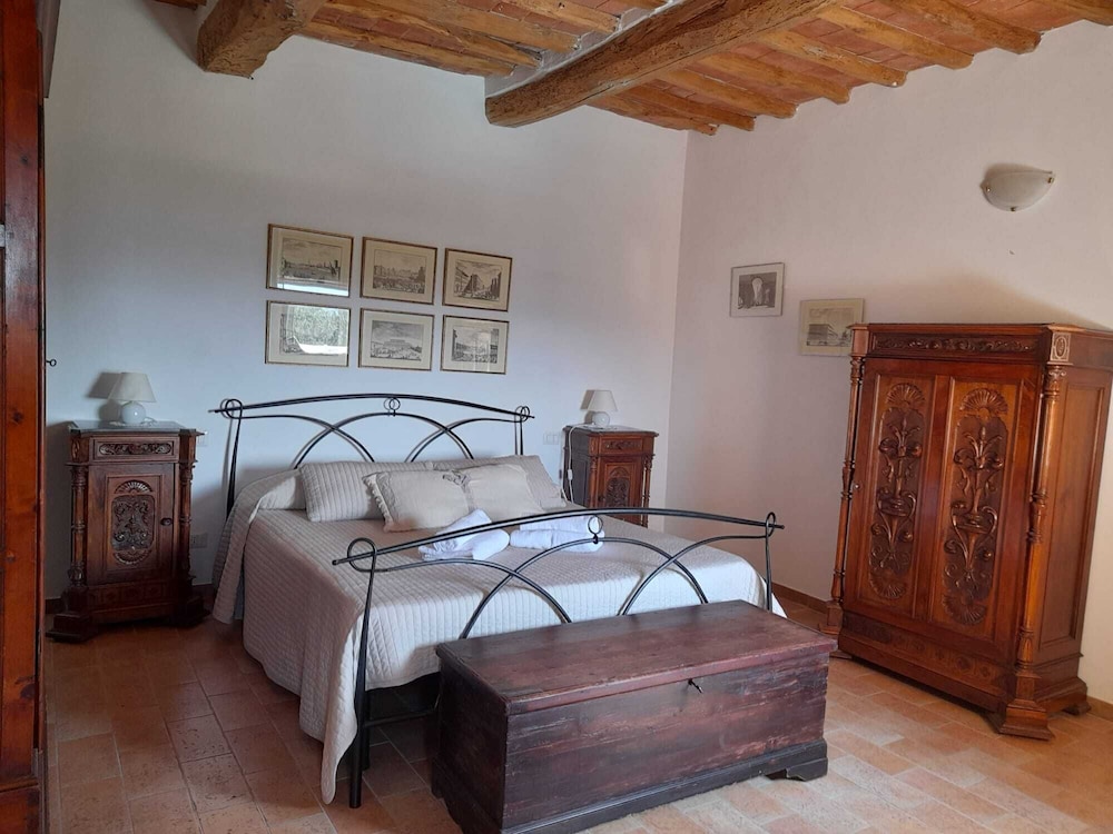 Villa photo 3